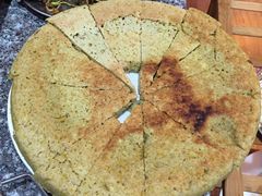 青稞饼-宏宏无烟石板烧烤