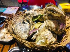 -蚝堡海鲜·威海菜·海肠捞饭·烧烤·亚洲吃蚝公司(幸福门店)