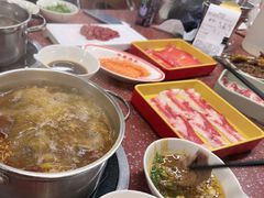 -四囍码头海鲜烧烤自助火锅(外滩南京东路悦荟广场店)