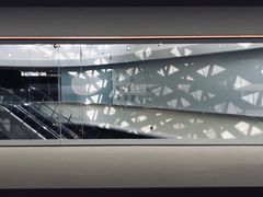 -新华文创·光的空间