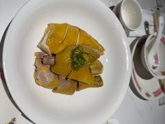 -炆艺乳鸽·煲仔饭大排档(望京来广营店)