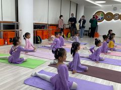 -小荧星艺校(浦东中环分校)