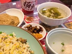 -扬二春炒饭(国庆路总店)