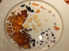 -RUXU入续糖水铺与包(卓悦中心店)