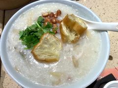 荔湾艇仔粥-点都德(千灯湖环宇城店)