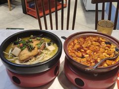 -渝是乎酸菜鱼·川渝小炒(新世界百货望京店)
