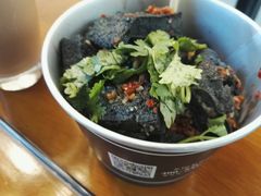 -黑色经典臭豆腐·湖南特产(步行街店)