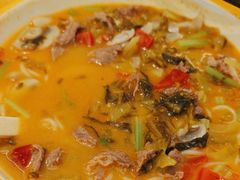 -粉小主·贵州酸汤牛肉粉(南京仙林金鹰店)