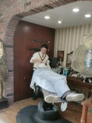-BarberKiNG男士理发馆Barbershop