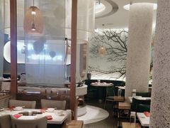 -三人行骨头王火锅(长寿店)