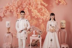 -雪中彩影婚纱摄影·微光艺术中心