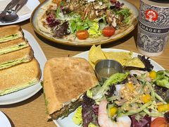 -HELLO 27 意面·沙拉·帕尼尼