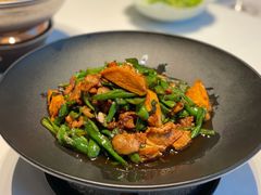 扯树辣椒炒鲍鱼-湘上湘(米其林餐厅-正大中心总店)