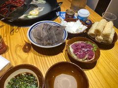 -乐闹闹重庆火鍋(民治店)