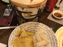 -华邑酒店·鲜艳全日自助餐厅