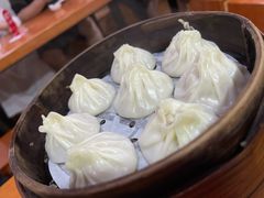 -莱莱小笼·乔艾