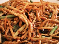 -赶海部落海鲜城(海阳路店)