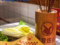 -喜悦小串丹东小黄牛海鲜烧烤大排档(民主广场店)