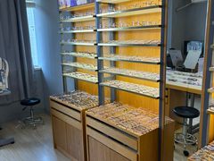 -优医视平价眼镜蔡司依视路折扣工厂店(德胜门店)