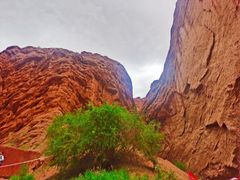 -天山神秘大峡谷