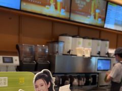 -奈雪的茶(M+世纪都会广场店)