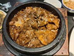 -鑫悦楼煎蟹·16年海鲜大排档