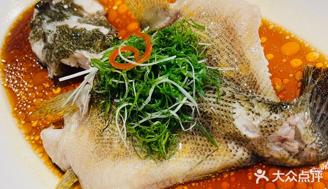 喜庆感十足的海云陈记