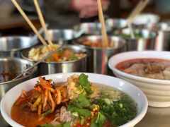 -巍山火巴肉饵丝(大理古城店)