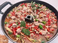 -兔行天下-鸿鹤鲜锅兔(中海国际店)