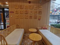 -霸王茶姬(南强街店)