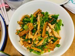 -费大厨辣椒炒肉(万家丽一店)