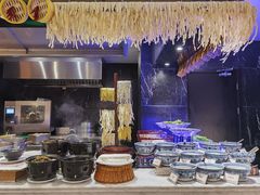 自助取餐区-绮梦西湖·云端餐厅(歌德店)