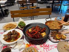 -肥肥虾庄·金牌油焖大虾(杨园滨江时代walk店)