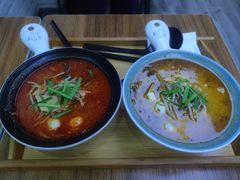 -碗主炭烧米线(交大二村店)