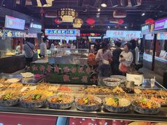 -八一路好吃街(雨田商务大厦店)