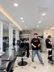 -HaLo hair studio