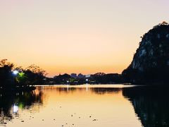 -星湖旅游景区七星岩