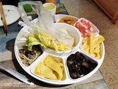 -鸡遇虾煲干锅火锅(小寨金莎店)