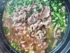 -乐山食古香跷脚牛肉