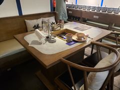 -尚尚仙·酸汤猪手·猪肚鸡火锅(华联万柳购物中心店)