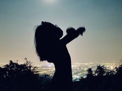 -鬼笑石后山停车场