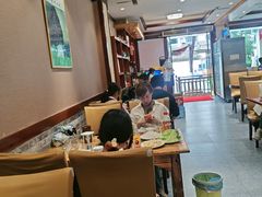 -菌之家·专业纯野生菌火锅·特色炒菌