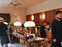 -银米·云南传统过桥米线(双廊黑金冠店)