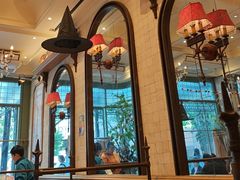 -玛格萝妮比萨屋(四平店)