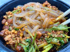 -万记麻辣烫国展总店