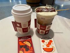 白柚红果丝绒拿铁-Seesaw Coffee(上海太阳宫K46店)