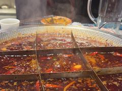 -厂花素芬九宫格火锅(红光店)