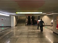 -红土地(地铁站)