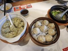 -馋三尺蟹粉小笼(人民广场店)