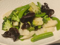 -品海楼·大连海胆锅贴馆(东港店)